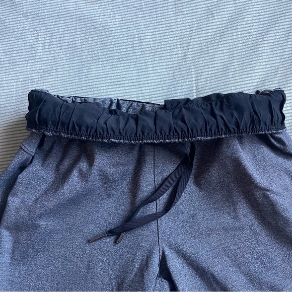 Lululemon On The Fly - Picture 5 of 7